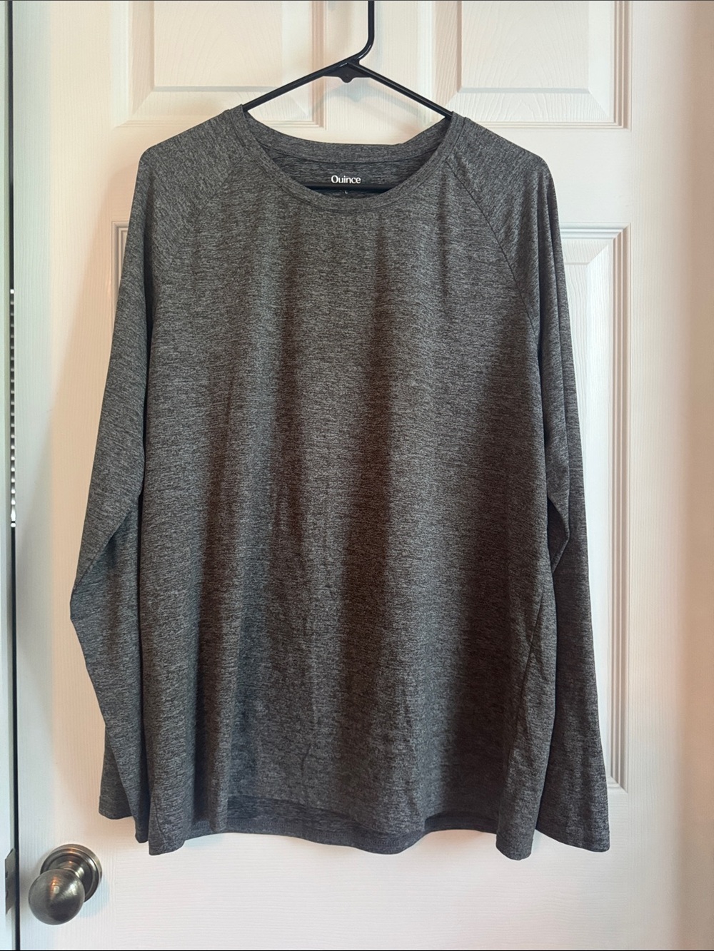 Quince Men's Long Sleeve Crewneck Shirt - Heather Charcoal